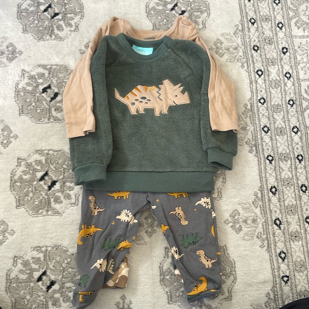 12M Pekkle 4 piece Baby Set